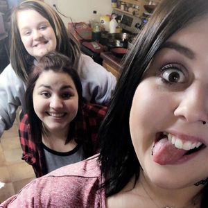 Meet your Posher, Kelli